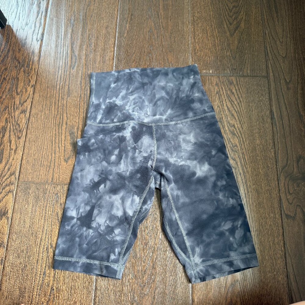 Lululemon | Biker Shorts